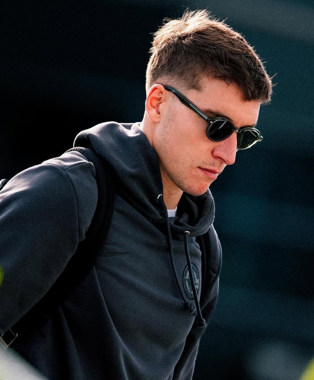 船记Law：快船在博格丹的伤病管理上采取了极为谨慎的策略，目前他已经恢复参加训练