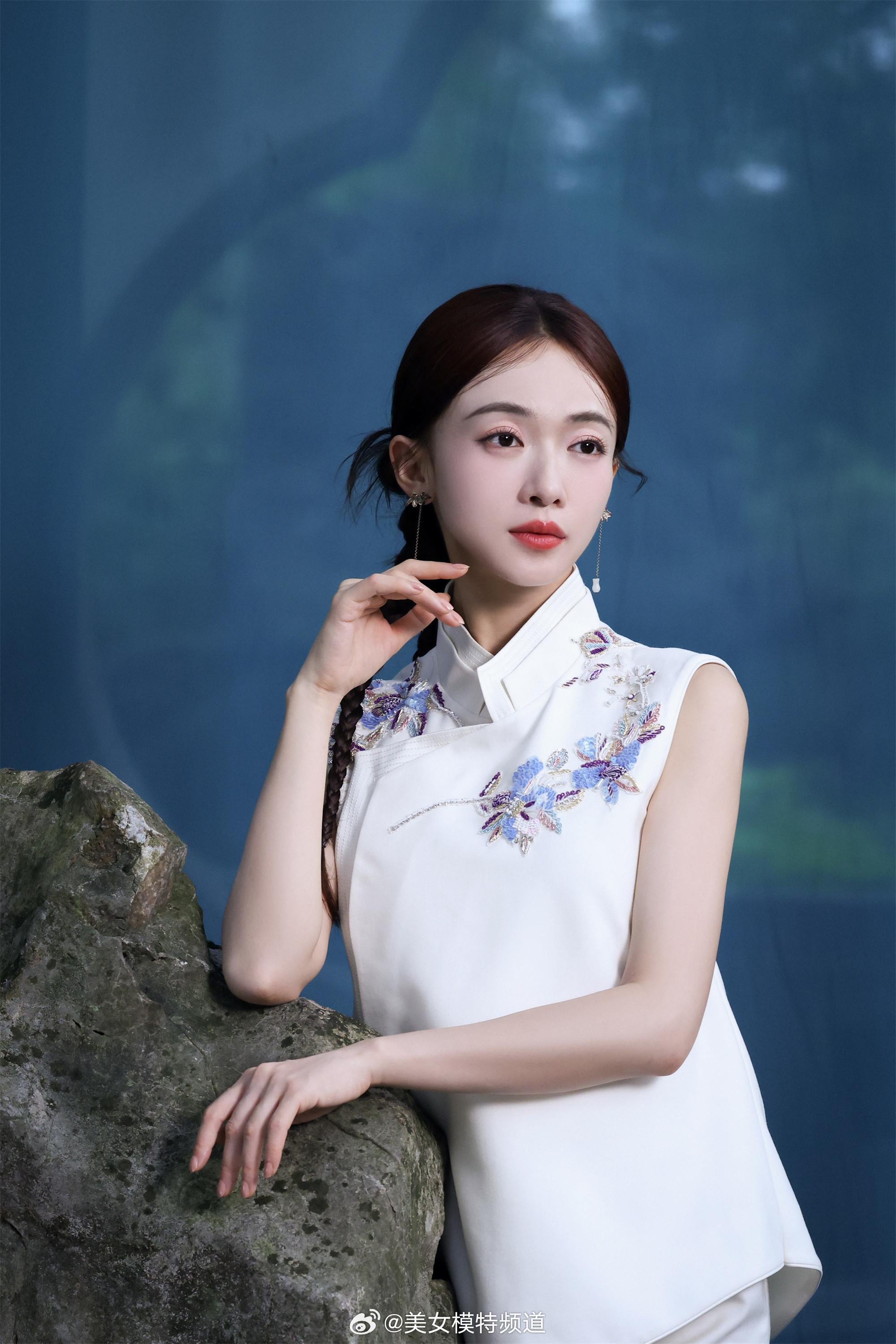 吴谨言独具韵味优雅生动​​​