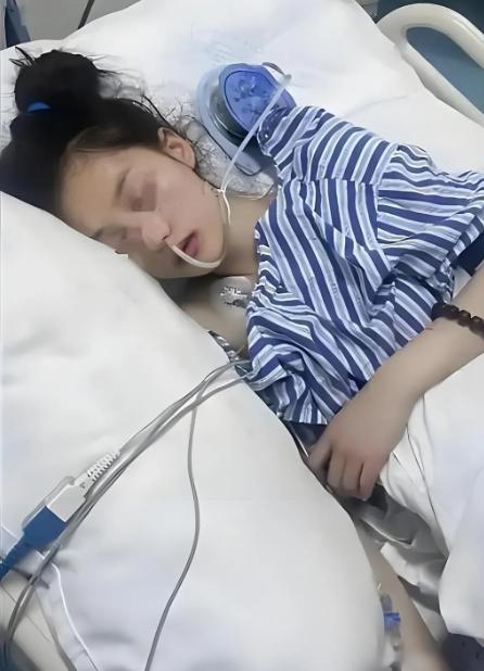“用力过猛！”6月2日新闻报道，河南，一女子交了个男朋友，两人发生肌肤之亲时因动