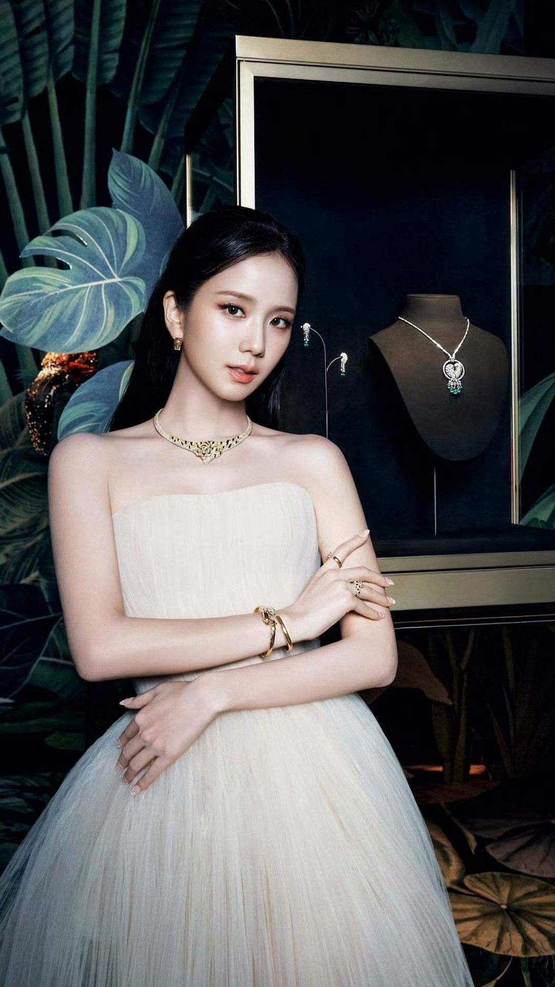 金智秀顶奢女帝很美哟lisa是那个知三当三爱去疯马秀的吗