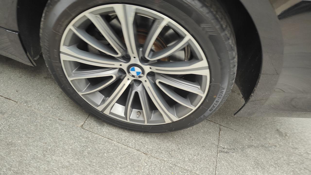 奔驰宝马奥迪三款豪车那款的轮毂最好看👀