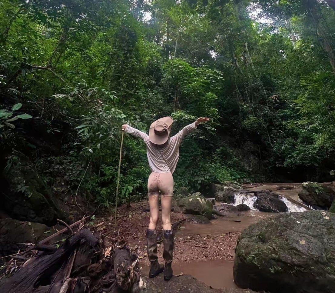 当你受委屈时，请你记住不需要自证，徒劳的，冤枉你的人，比谁都清楚你有多冤枉。[并
