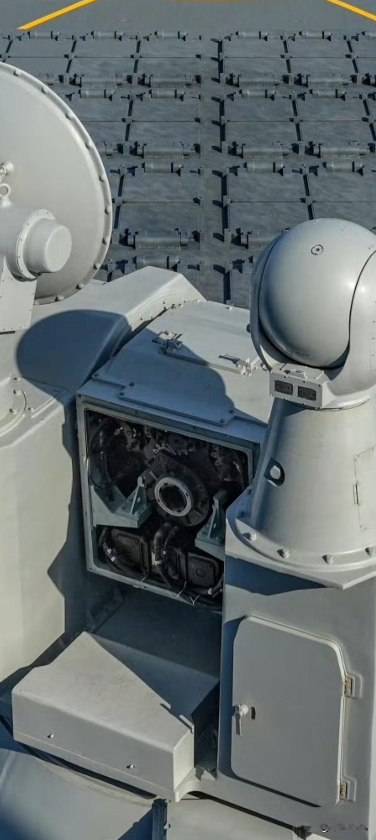 第一次公开，1130近防炮尾部后盖内部结构，你看到了啥？军网英文版的图，果然