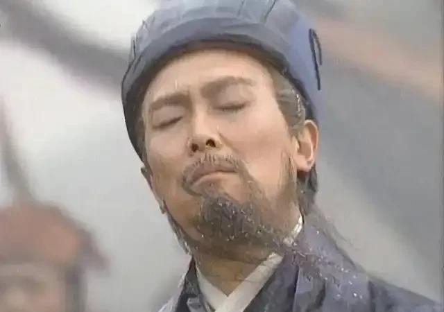 使出师表出名的不是文章的文采，而是文章真挚的感情，以及和君臣双向奔赴的历史宿命。