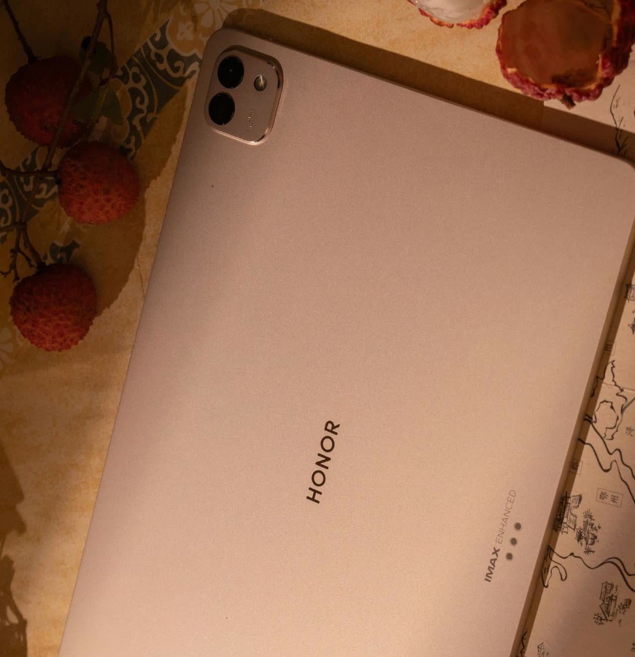 荣耀又上“大活儿”了！耀子首款旗舰级平板MagicPad3要来了！13.