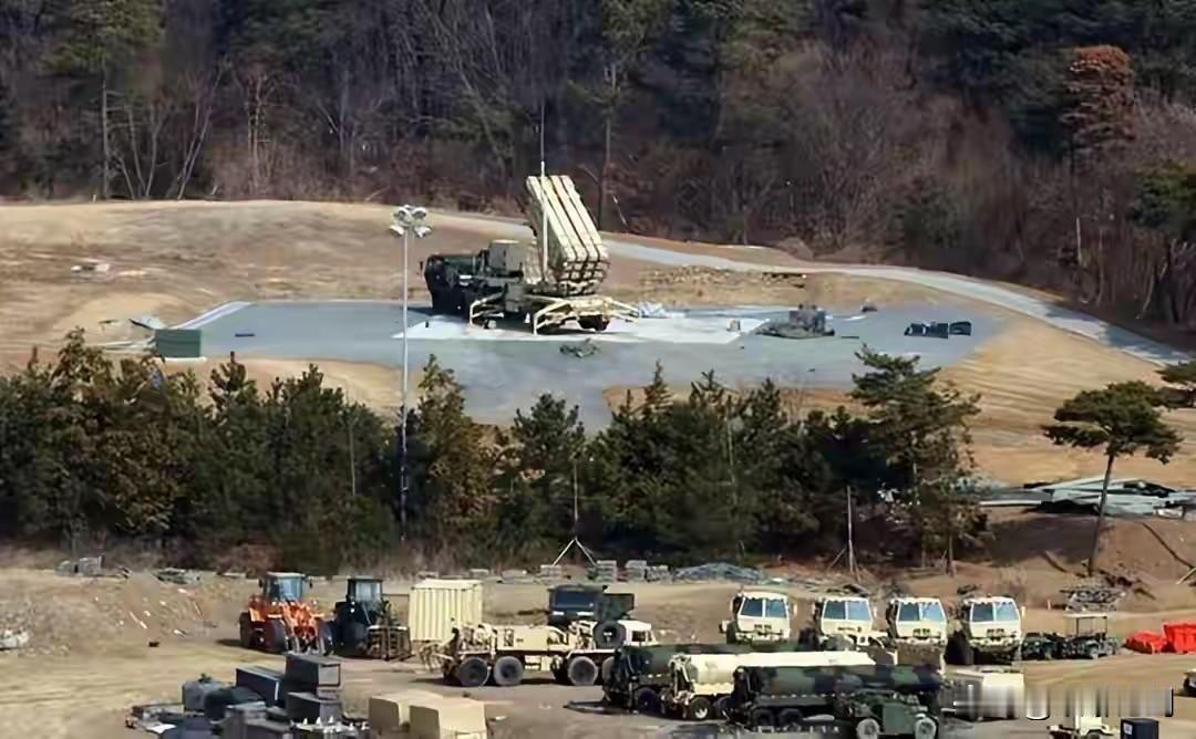 萨德连夜调离韩国！1套反导系统撤离，为何让东北亚格局彻底改写？家门口悬了多年