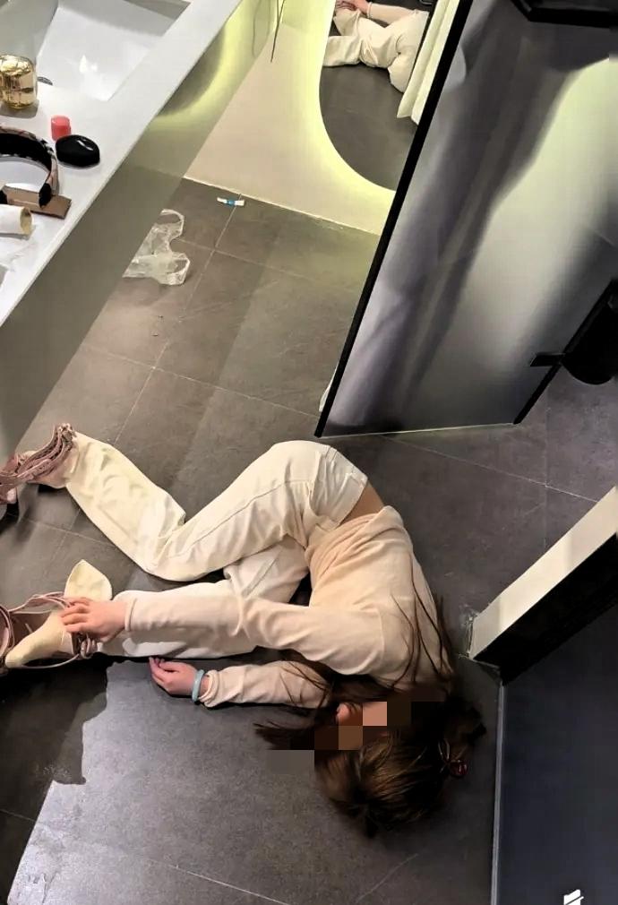 奉劝大家，中午和晚上，千万不要为了减肥而不吃米饭，米饭是很重要的碳水，超过7天