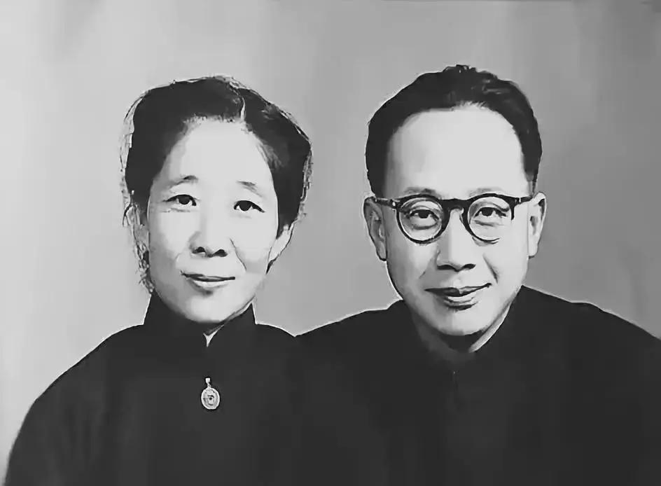 数学家华罗庚与妻子相濡以沫58年，却在晚年争吵不断，华罗庚去世时，已和妻子分居5