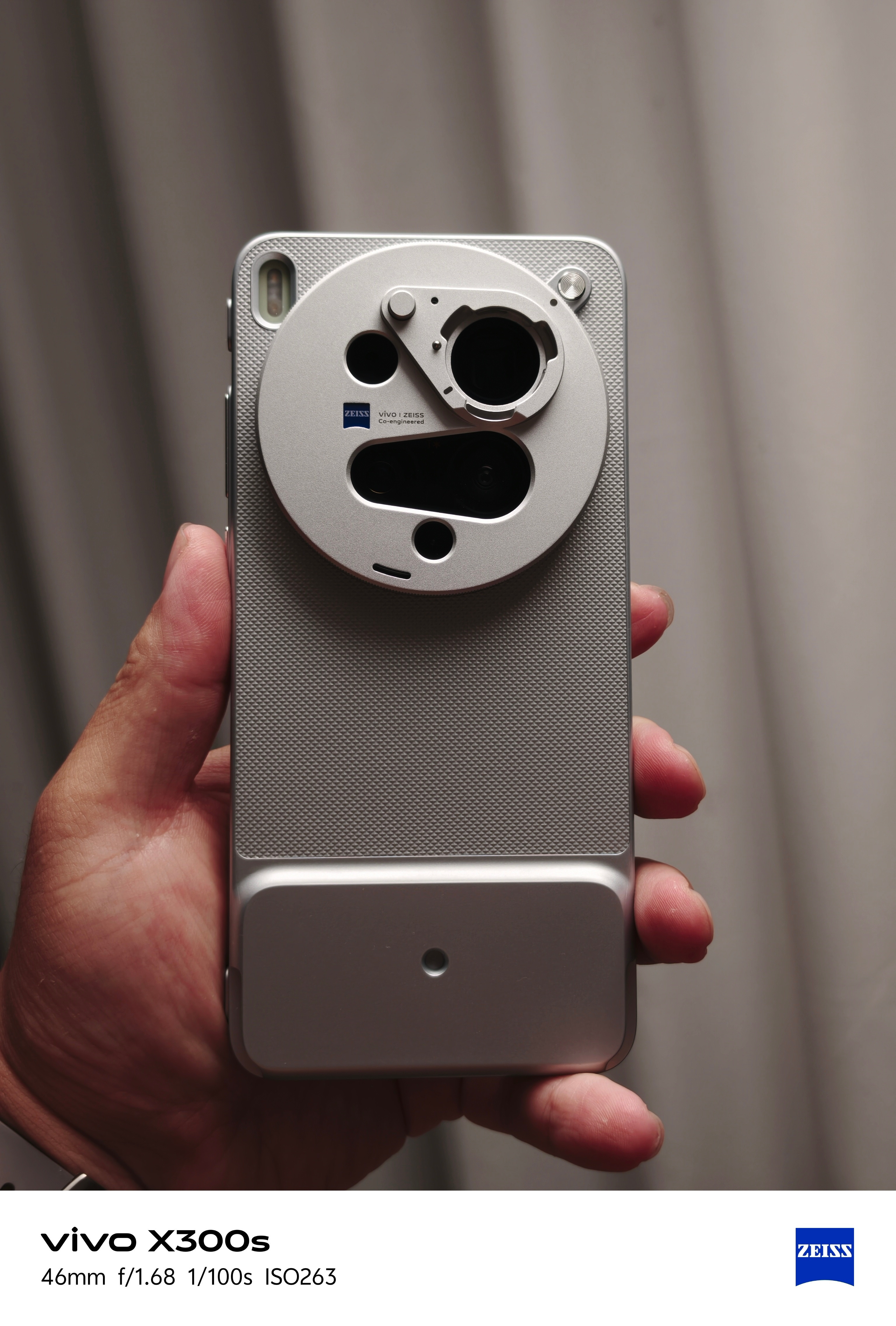 让人看一眼就感觉到深邃强大的影像怪兽