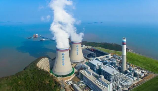 为什么中国正在拼命建核电站？因为只要我们核电能源要是规模继续做大，慢慢的石油也就