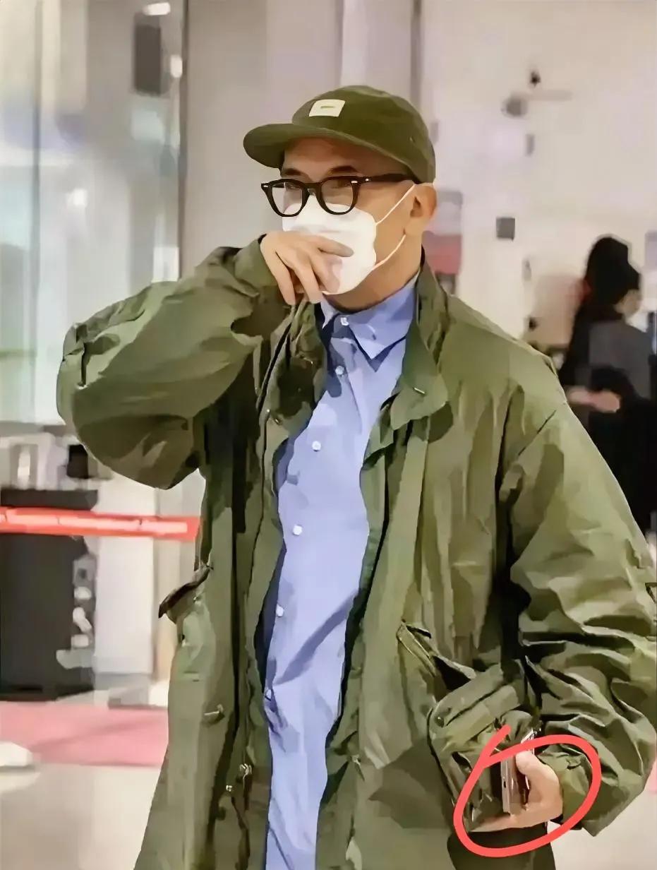 具俊晔走了他没有去国外更没有去韩国，而是回去了台北，住进了一个出租房，他放弃