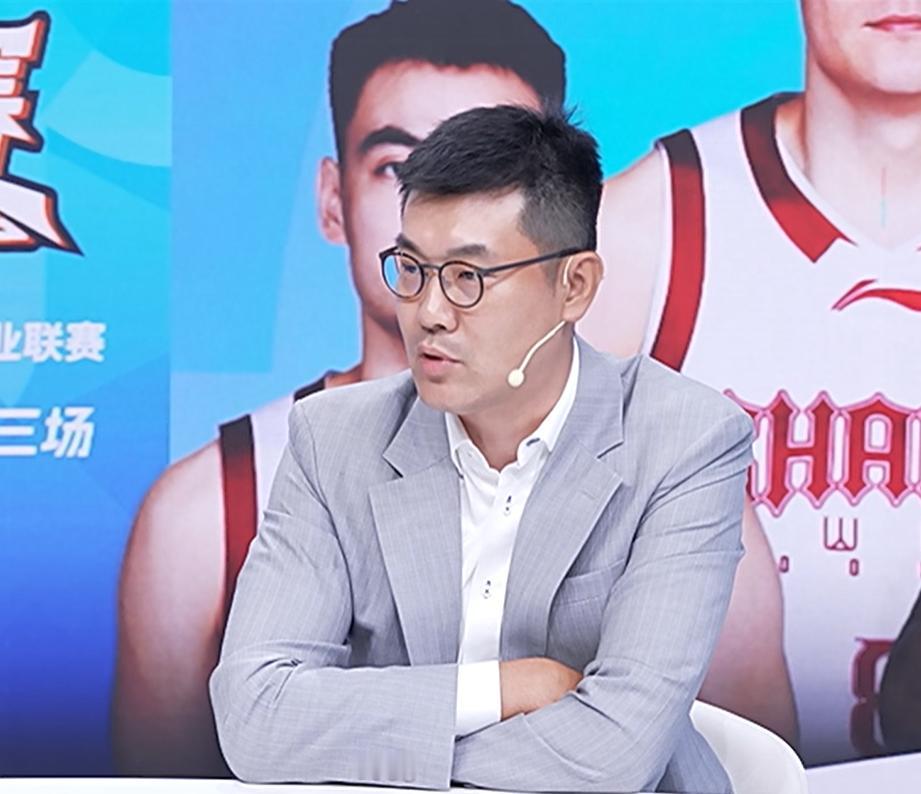 晋级四强！广厦淘汰山西，王仕鹏点评一针见血首先恭喜广厦凭借球星成色与经验优势2