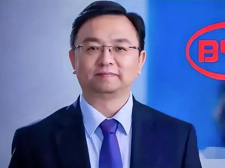 未来50年是世界比亚迪汽车时代？百万级仰望乃至千万级比亚迪超跑早已横空出世。