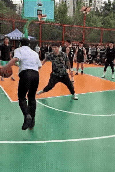 本以为是科长，没想到是科比NBA​​​
