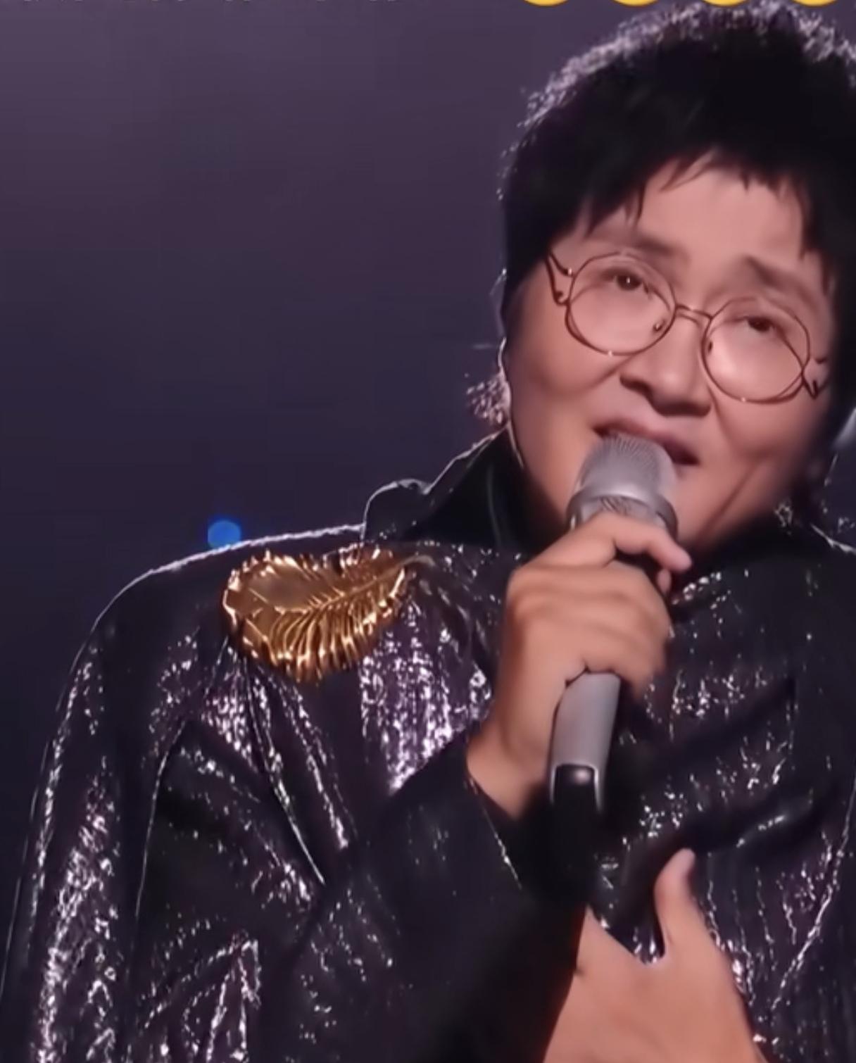 孙楠！！你糊涂啊！！你一个老艺术家了，你本可以体面的老去啊！你怎么偏偏要