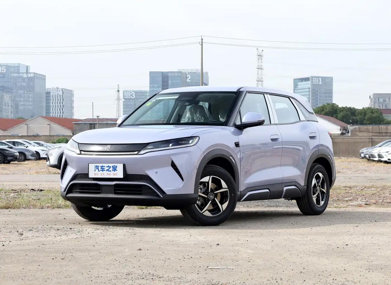 2025款比亚迪元UP：技术下放与版本差异的真实呈现2025款元UP定位A0