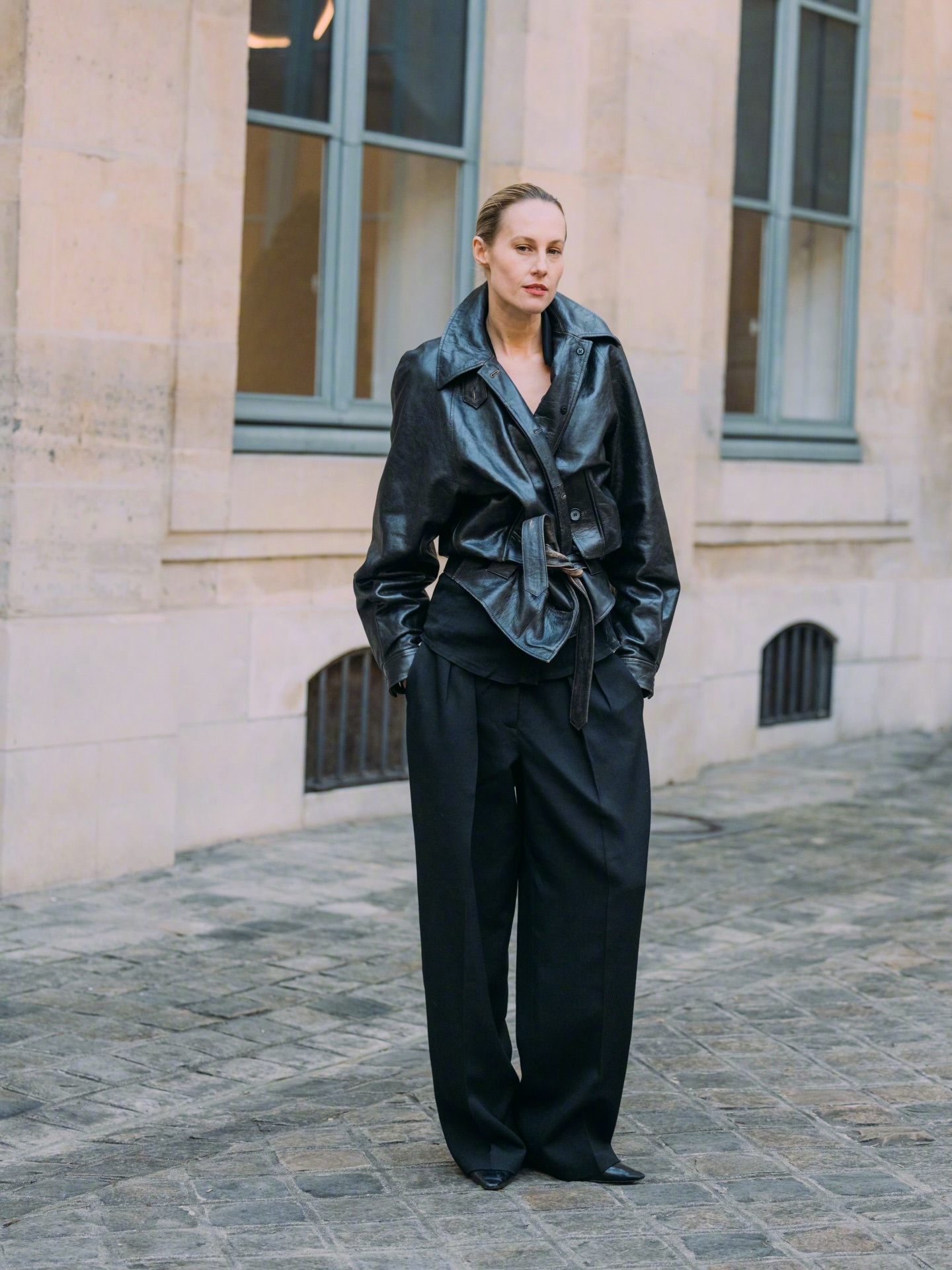 时装周——巴黎街头的时髦人们。🍃🌼🌸🌿