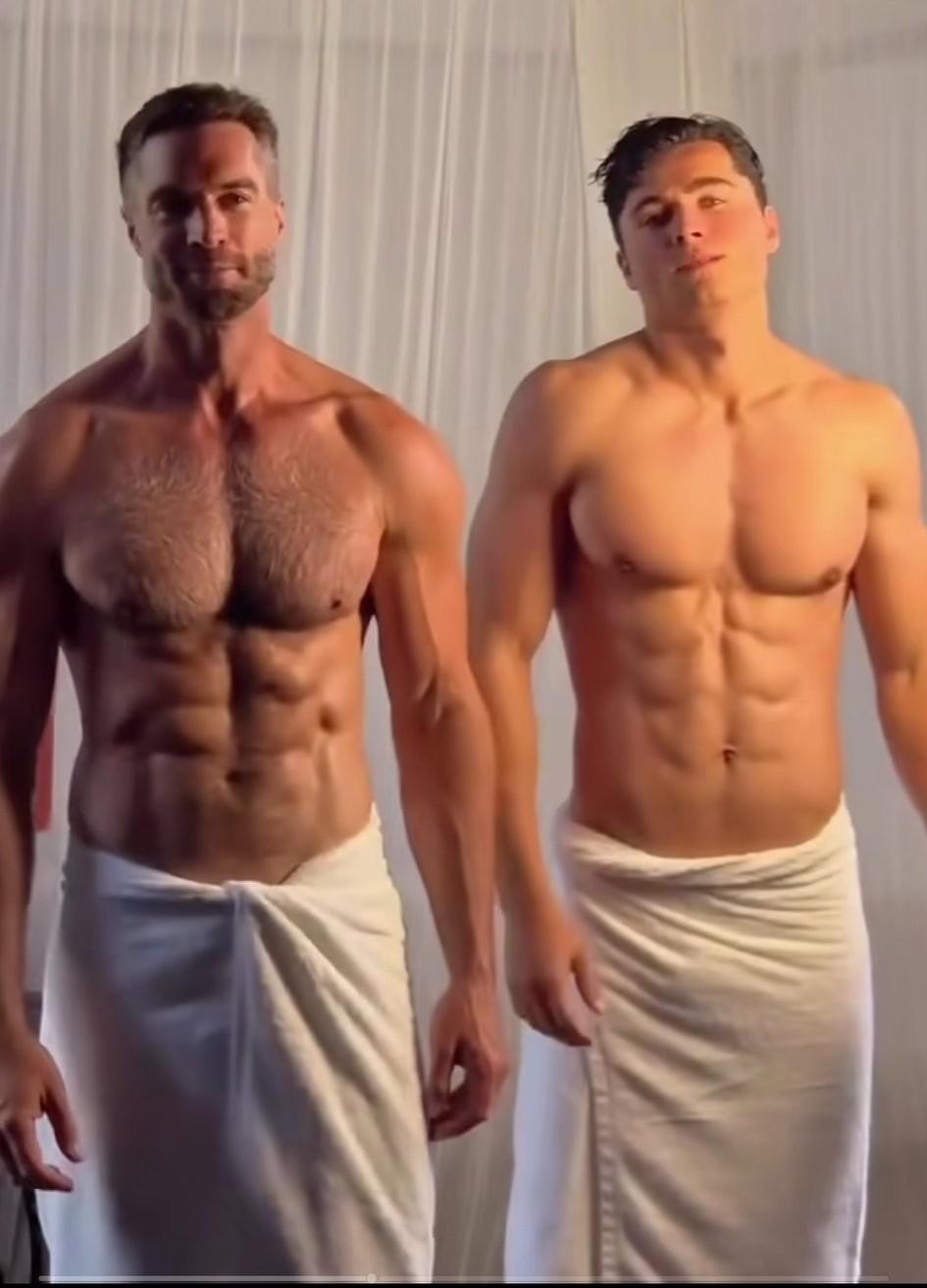 造物者真的是不公平，不仅给了西方男人精致立体的五官，还给了魁梧健硕的身材，东西方