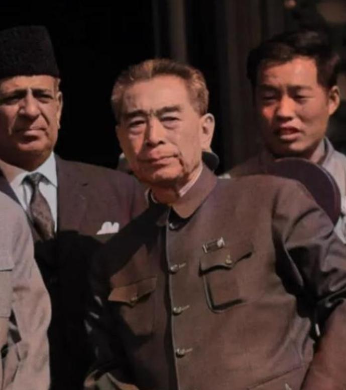 1972年，日本考察团队到四川攀枝花考察攀钢，令人没想到的是，日本人竟然提出来一