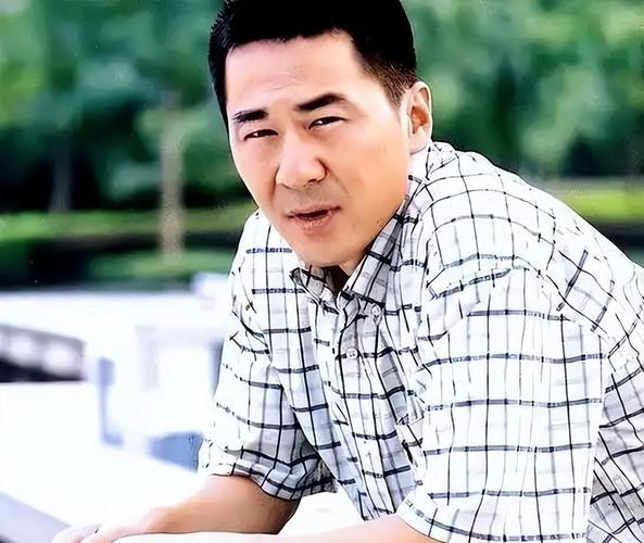 54岁吴越一生只爱一人：真正顶级的人生，从不是婚姻圆满，而是活得通透自在吴