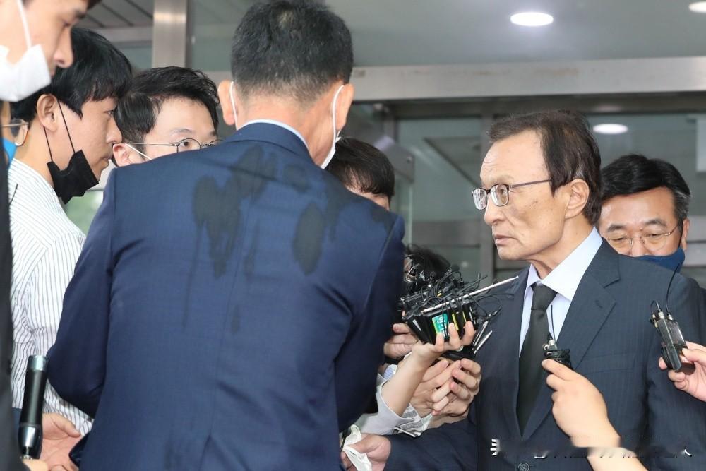 那个韩国人终于说了句大实话：半岛统一？那就是个彻头彻尾的“政治死局”！别再谈什么