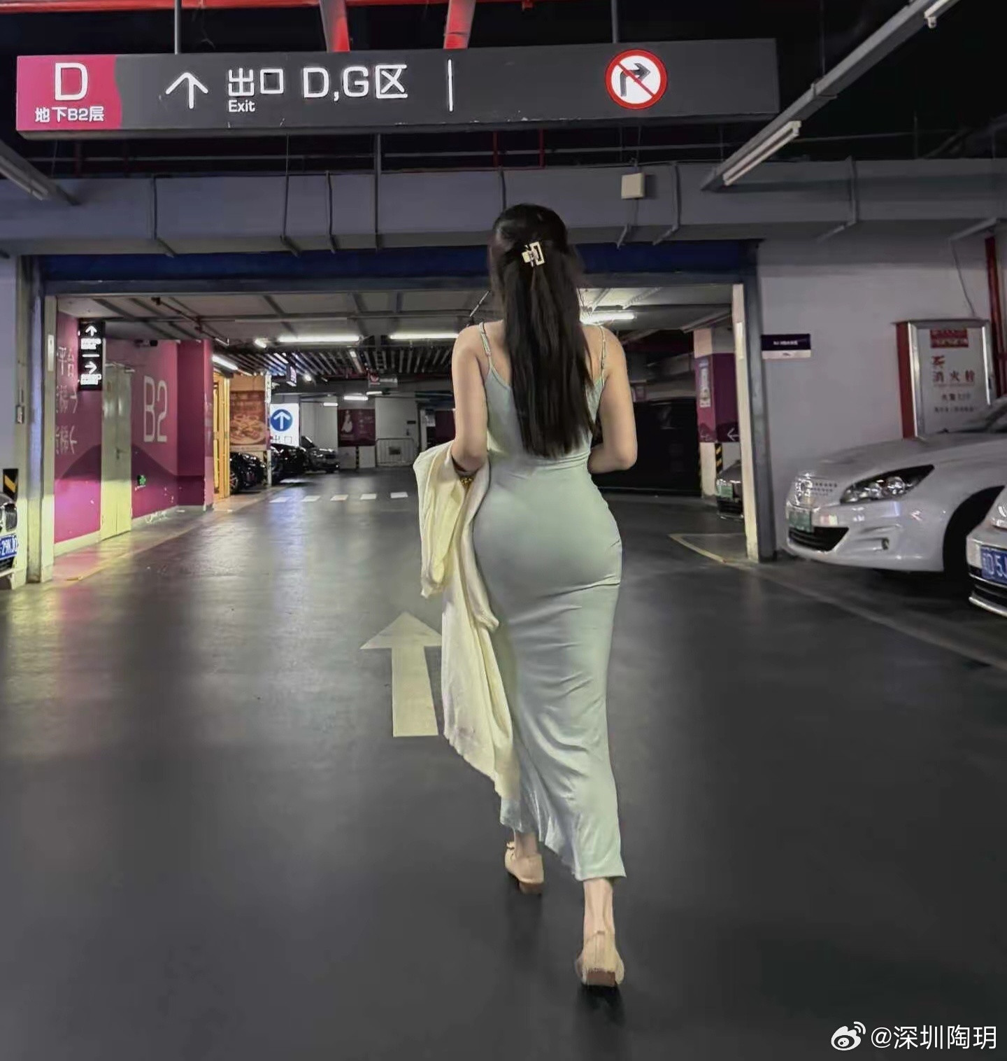 停车场太大，找不到车怎么办？