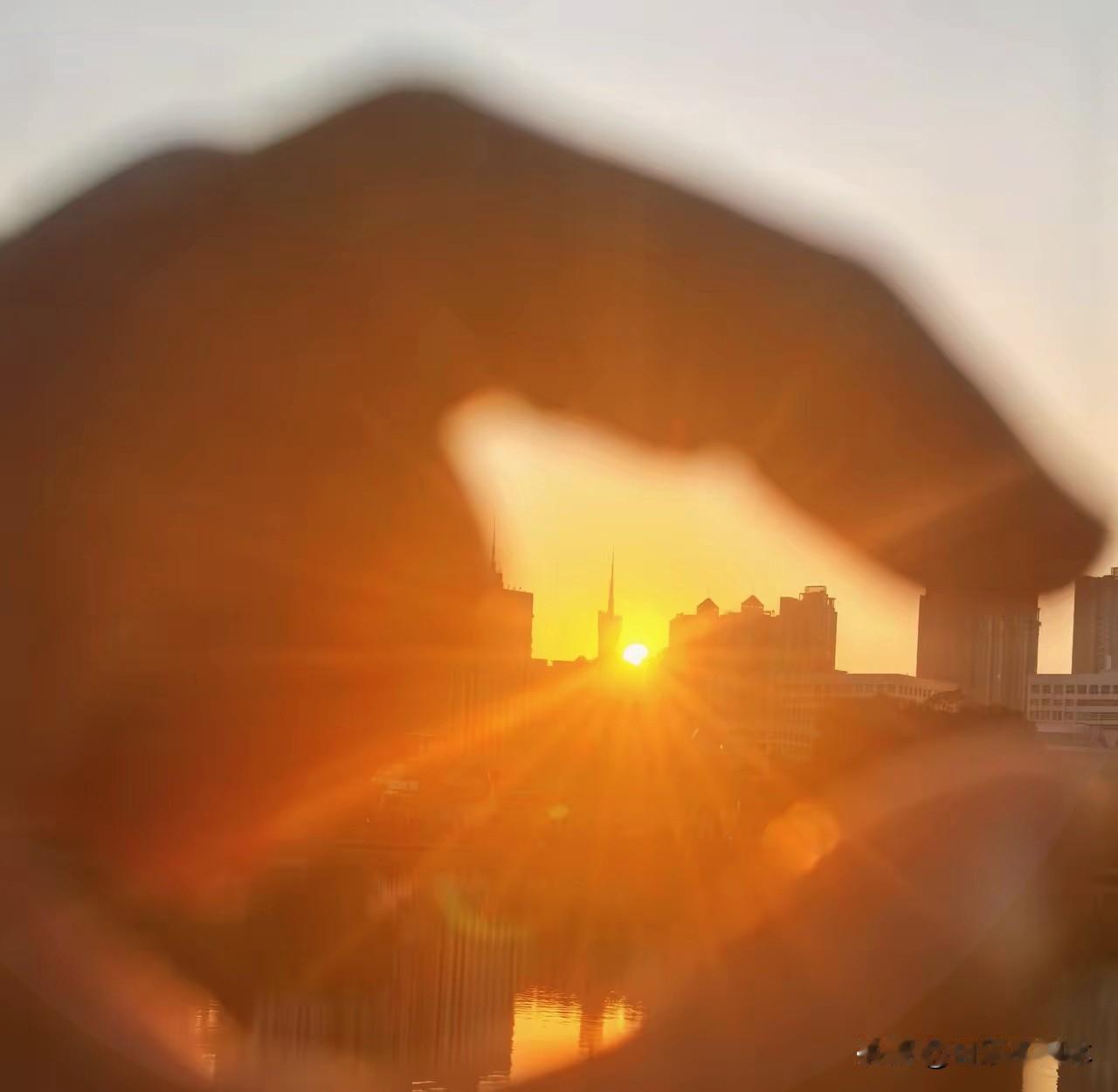 10.9万亿。看到这个沉睡在账户里的数字，我不禁哑然失笑。这么大体量的资