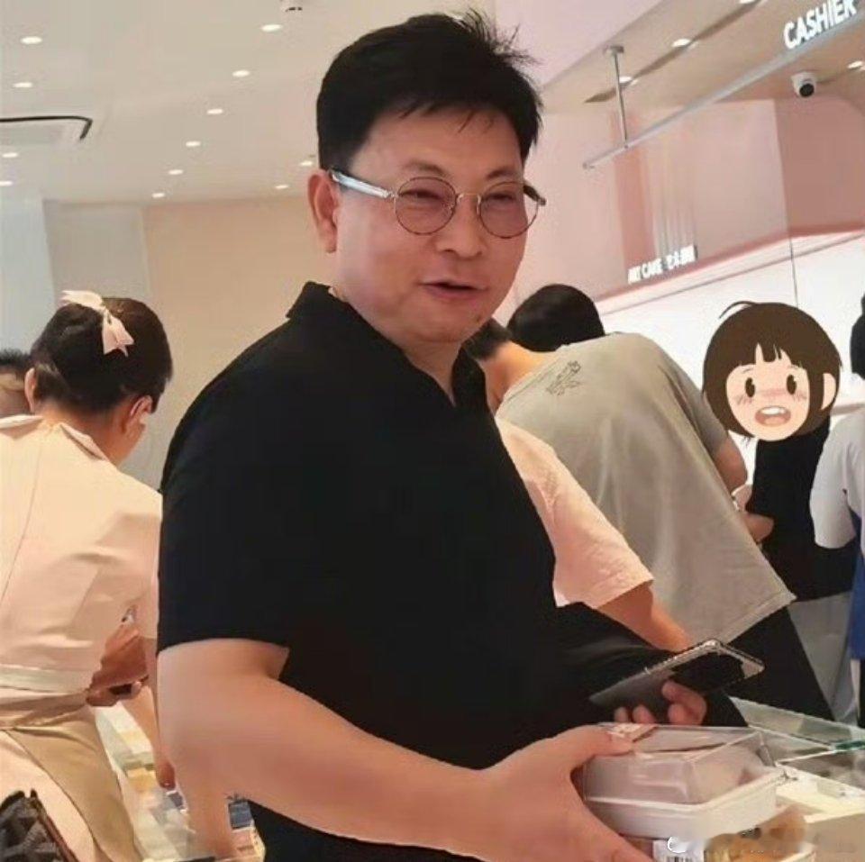老余这个大漏勺又被拍了，估计又要挨罚款了…​​​