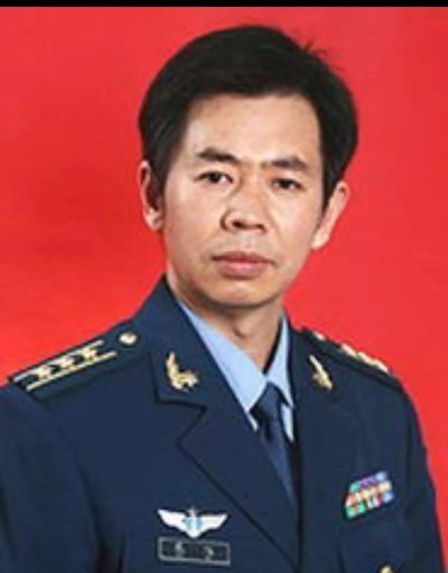 “敌人打到家门口了，还不敢开第一枪?”戴旭直言对美国根本就不用怕，面对美国的挑