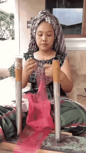 原来这么廉价的东西，却是这么复杂的手法制作，以后要珍惜劳动果实。