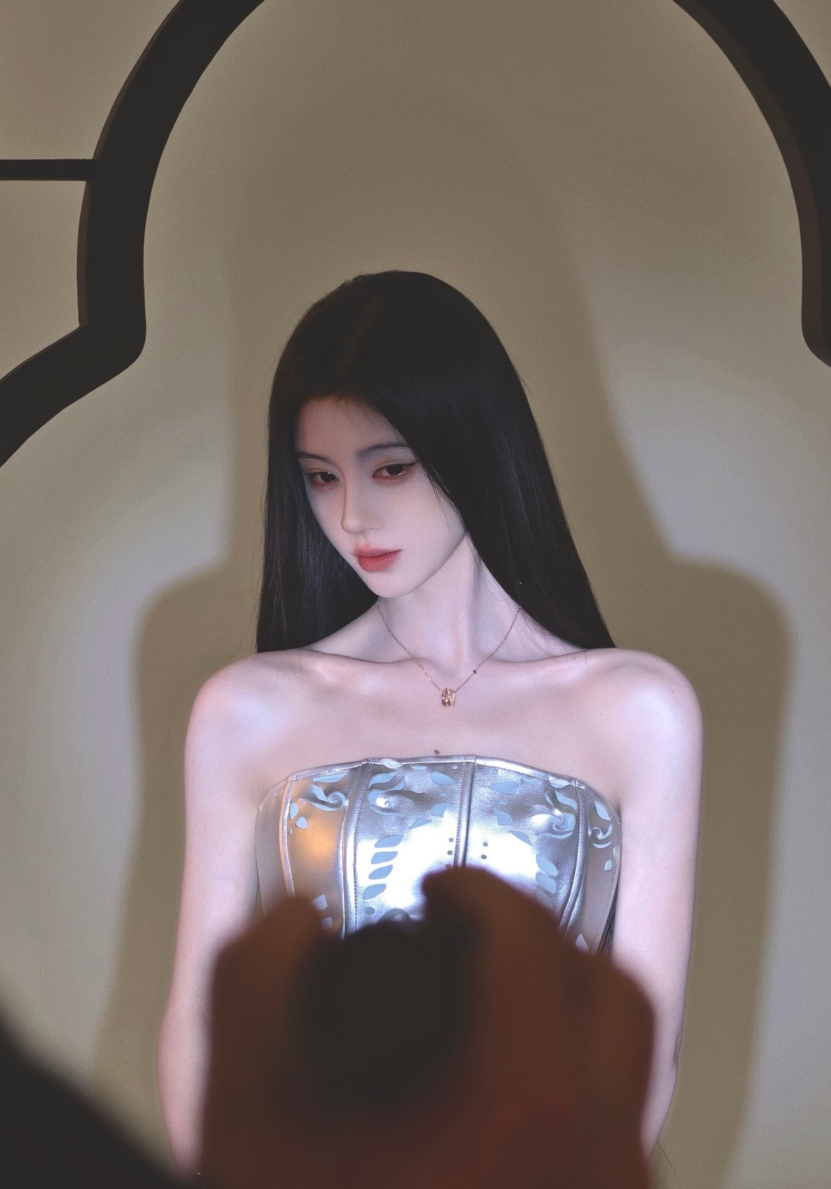 卧槽这个鬼塑牛美到一定程度就鬼里鬼气的…..