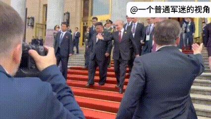 普京和金正恩在北京同乘一车进行了单独会谈。谁又会想到俄乌冲突给朝鲜带来逆天改命的