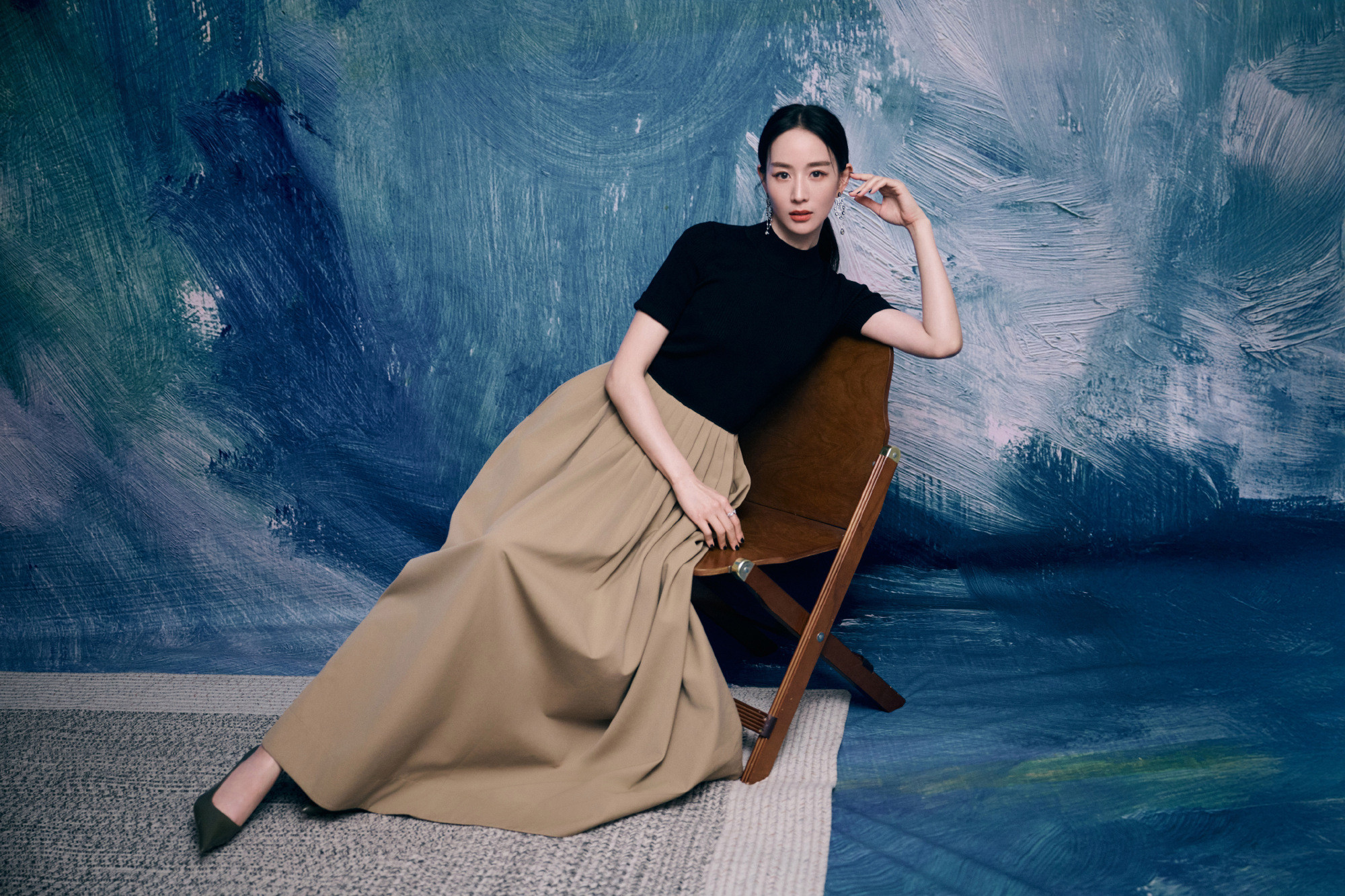 张钧甯，干净利落的感觉，轻松自在的柔美。张钧甯