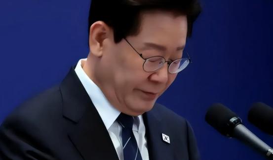 李在明听好了！这次来不来深圳，全世界都在看，中国门敞着，进不进你自己掂量！中国大