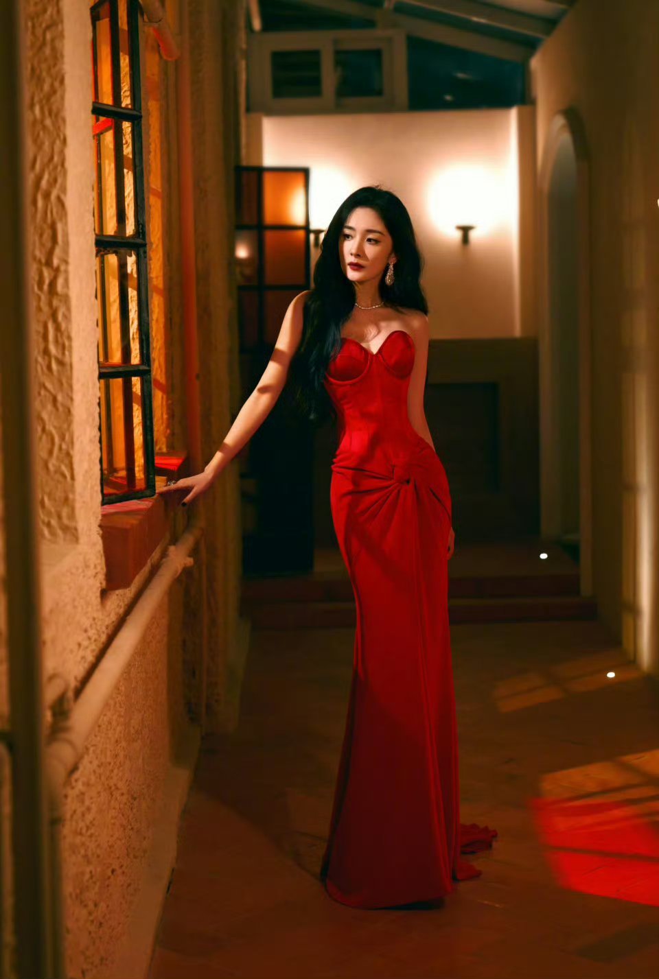 红橙黄绿青蓝紫，杨幂自己一个人可以演七仙女啦！