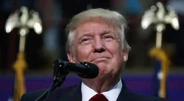 太可怕了！俄罗斯经济学家表示：因为39万亿美元还不起，特朗普很有可能已经有了弄死