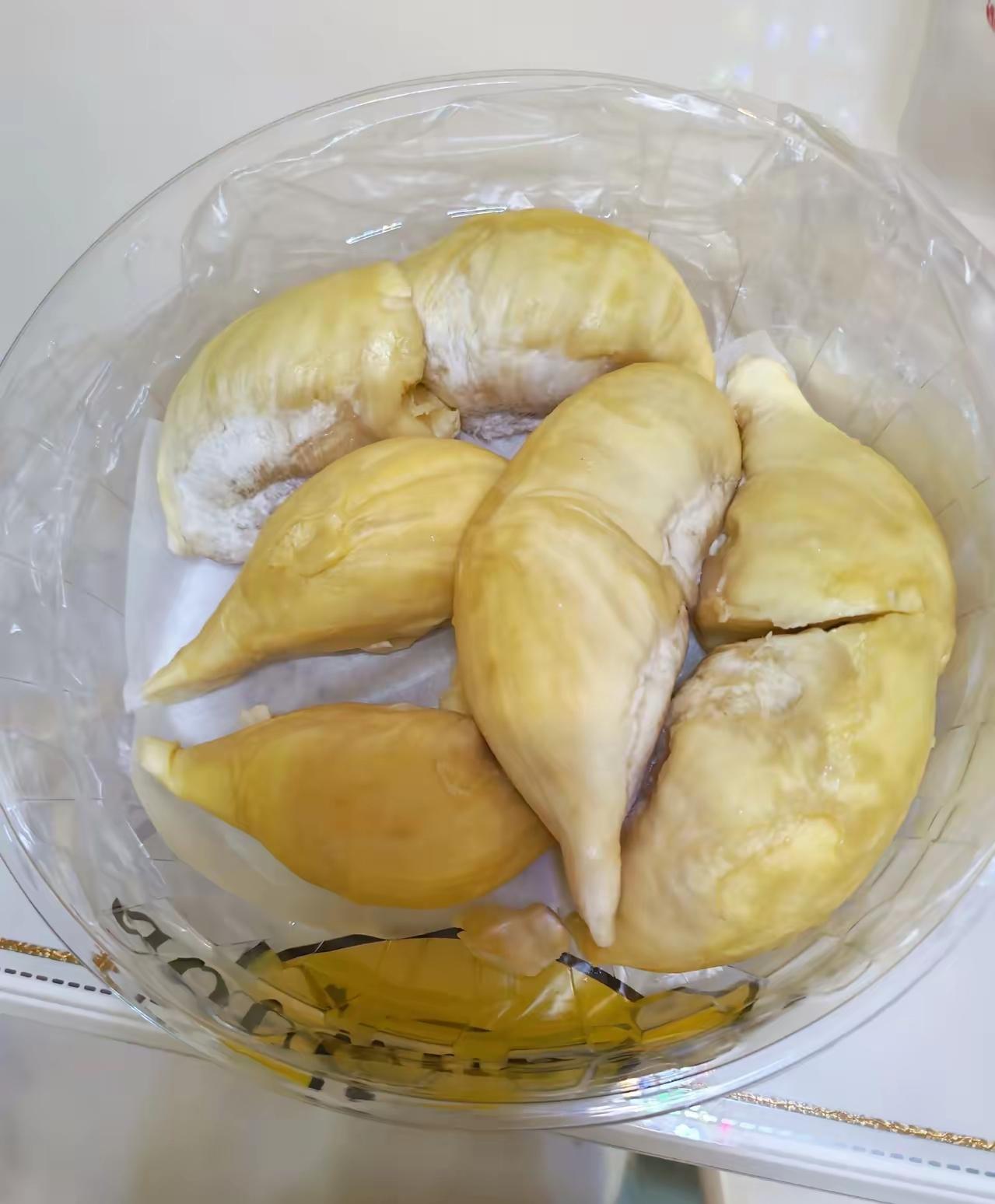女儿的做法让我心寒！昨天周末，女儿女婿说要回来吃饭，女儿说她买了一袋钵钵鸡