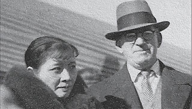 宋美龄去世之后，已经高龄的孔令仪做主把她生前居住过的房屋和使用过的一些器具拿出来