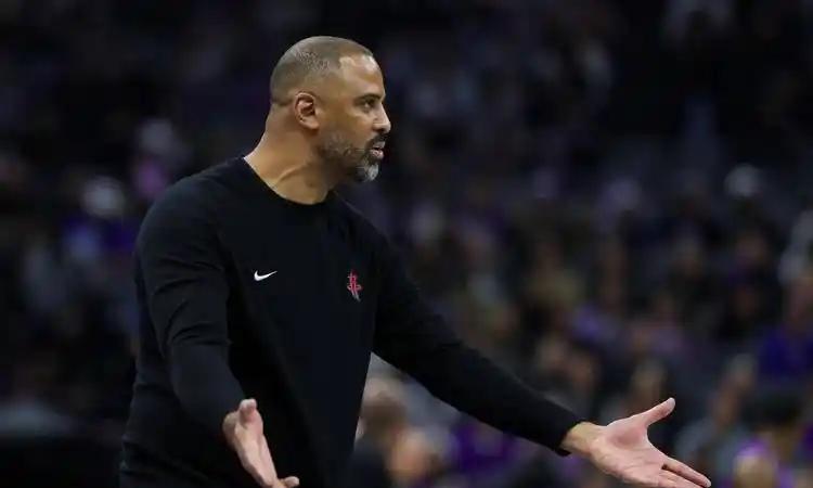 火箭主帅乌度卡不愧是当今NBA的名帅，他真是精益求精！在今天火箭主场以122：1