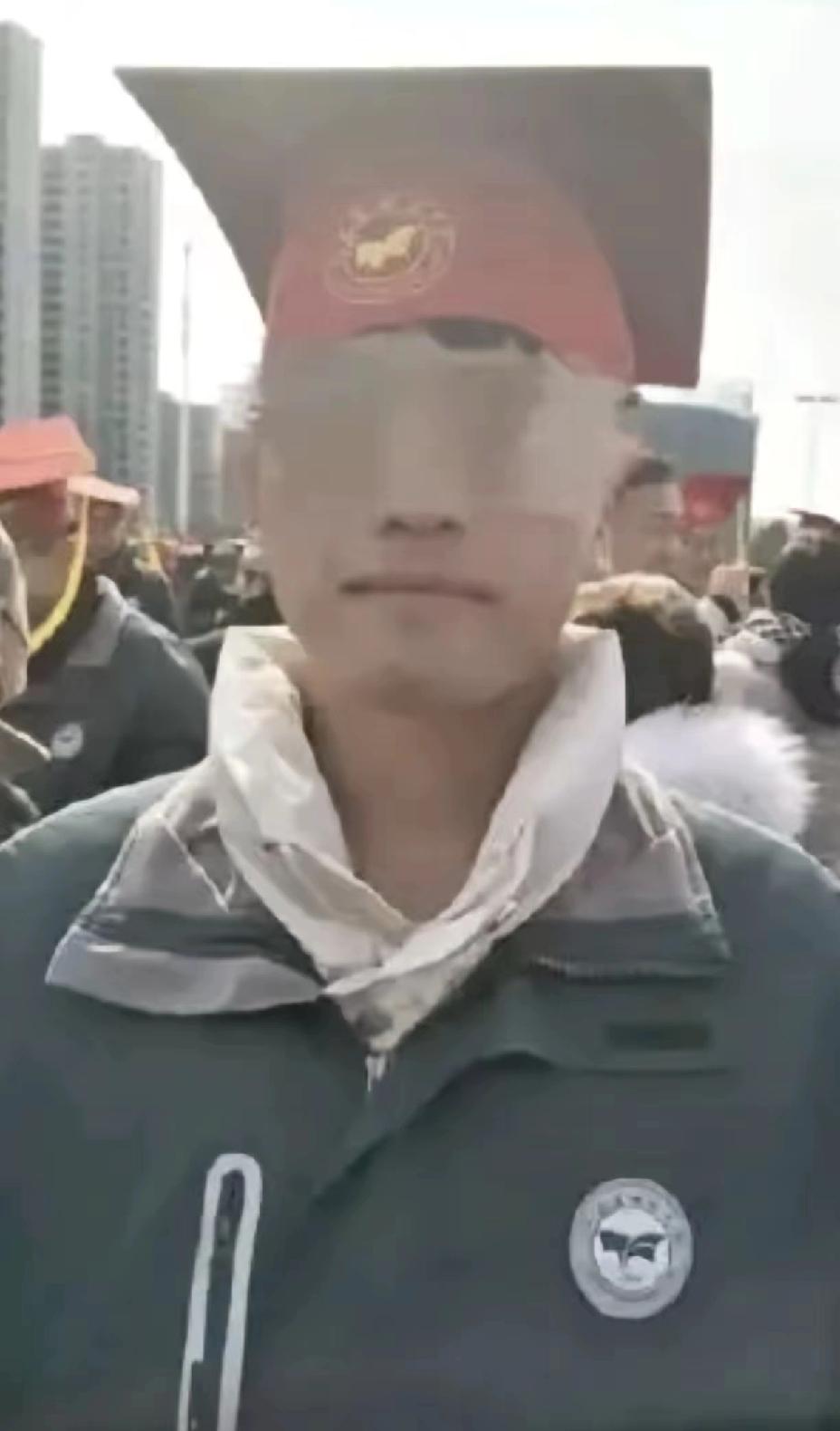 响水县高三学生张俊豪被撞死案告诉我们一个道理：千万不要得罪一个生活不如意的人。