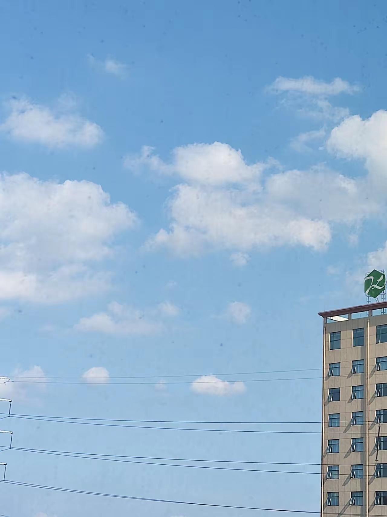 夏天真正伤身的，从来不是高温，而是你自以为舒服的贪凉习惯很多人都有一个误区