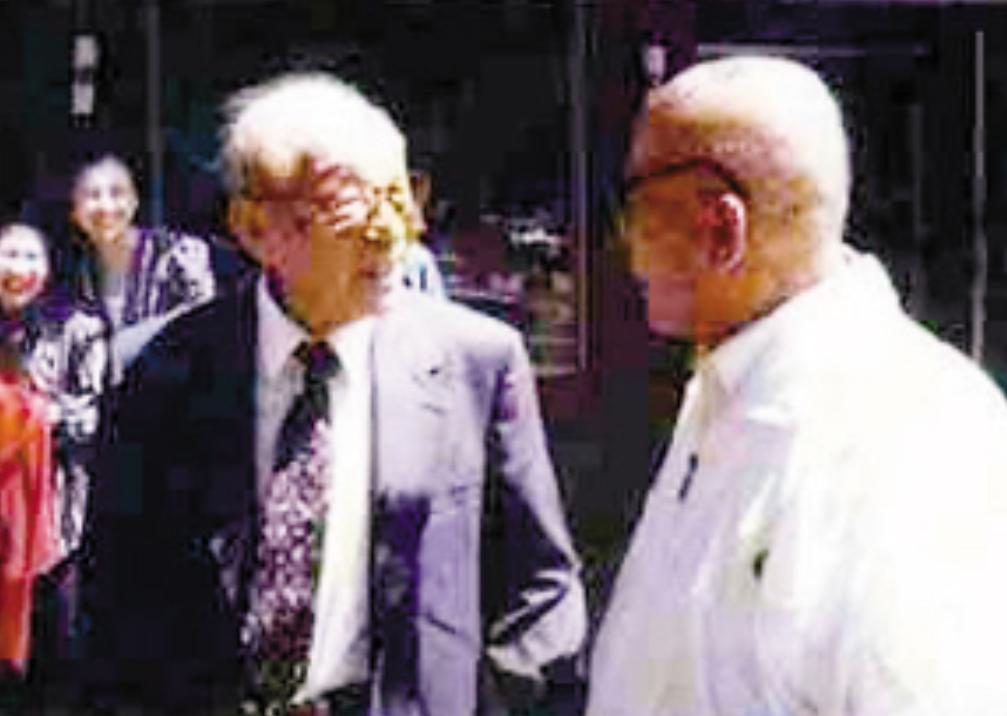 1991年，邓公请张学良回国，张学良却说：要我回去可以，必须答应我3个条件。