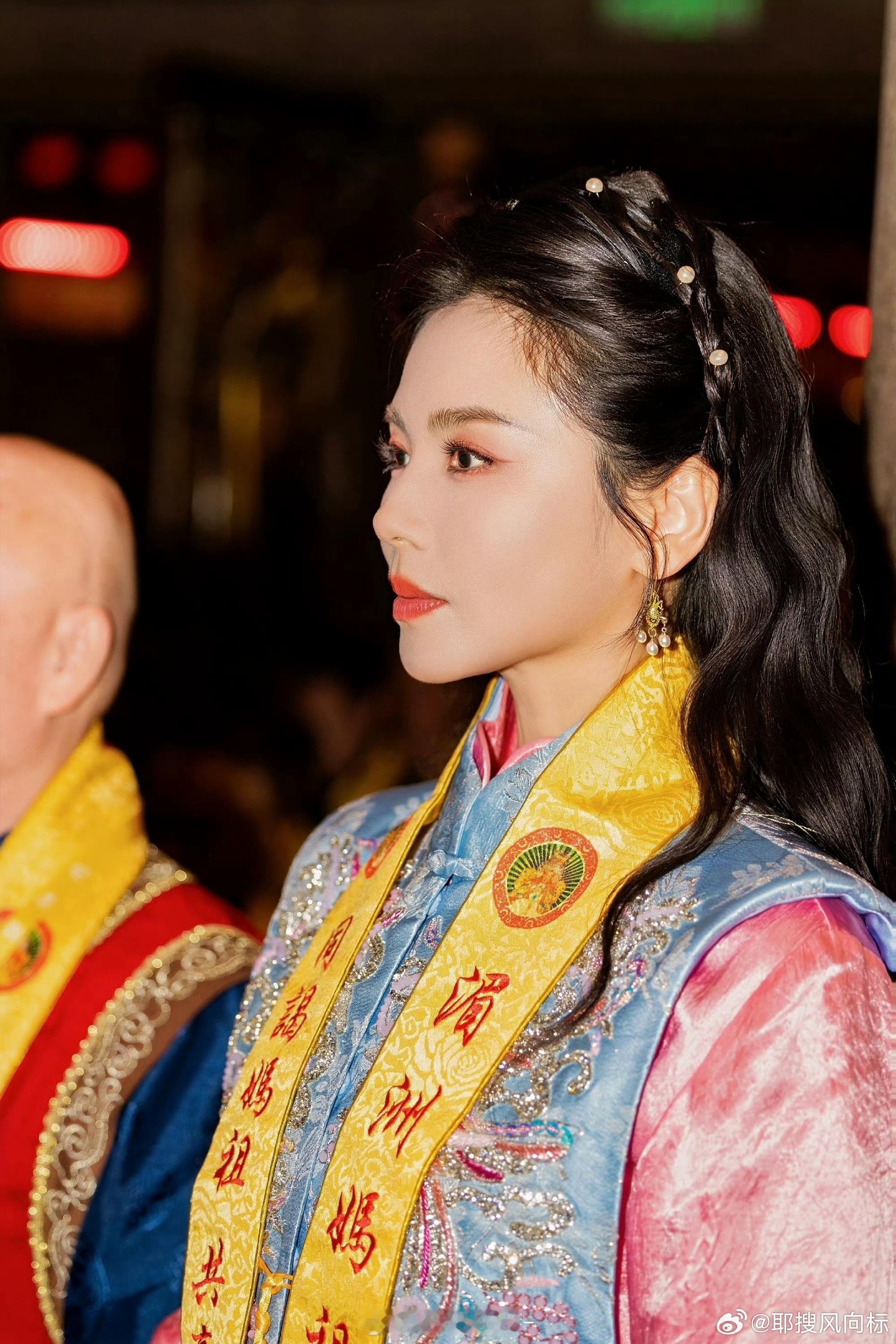 刘涛神女降临刘涛妈祖诞辰守夜神女降临既视感！刘涛好端庄神性的美刘涛妈祖诞辰守夜