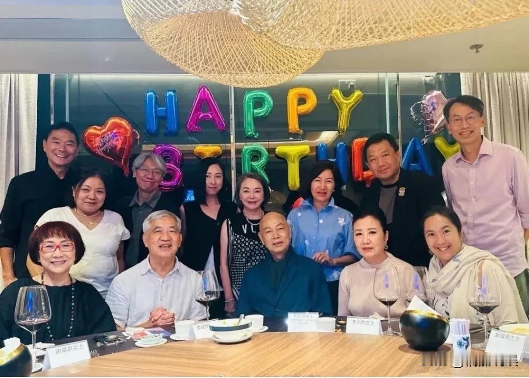8月28日是汪明荃78岁生日，俩人没有孩子，老公罗家英便专门请了她的亲朋好友，为
