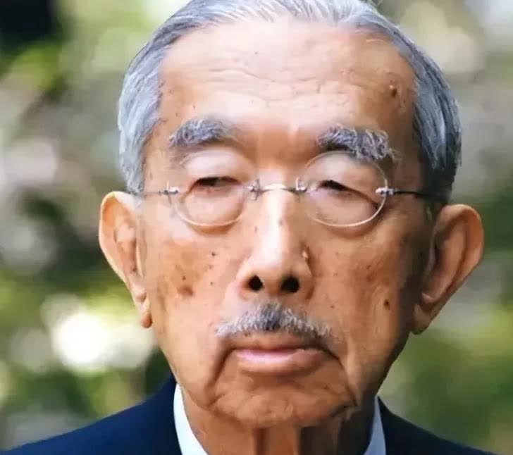 日本政府不提，中国人都快把这厮给忘了，这个也是日军侵华的罪魁祸首之一！裕仁！