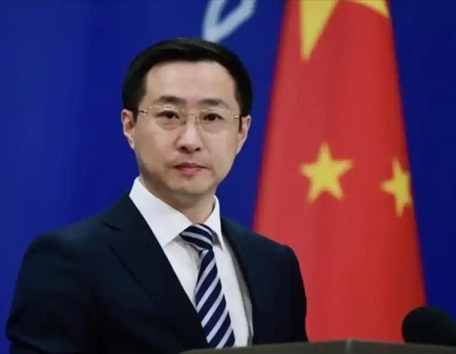 为什么中国现在敢和美国硬刚了？答案很简单，从2018年看到现在，傻子都看明白了。