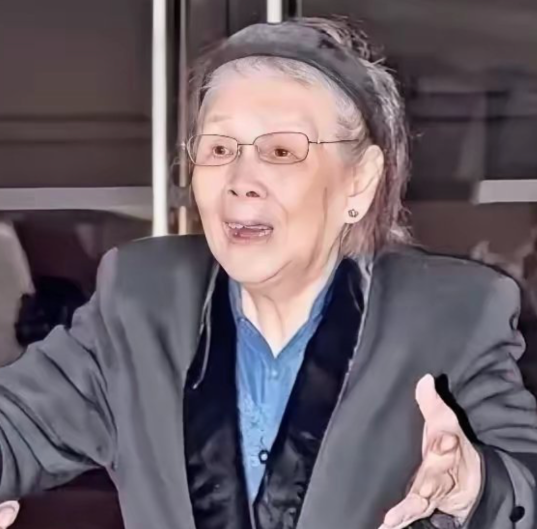 梅艳芳这信托基金，才叫把人心看透了！2003年她走后，遗嘱写得明明白白，母亲