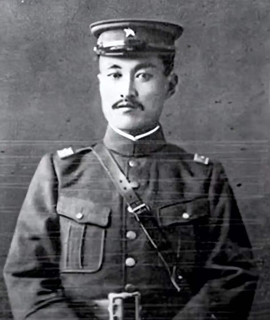 郭松龄和杨宇霆，为何势同水火？说到底，就是这4点死仇！民国奉系军阀里，郭松