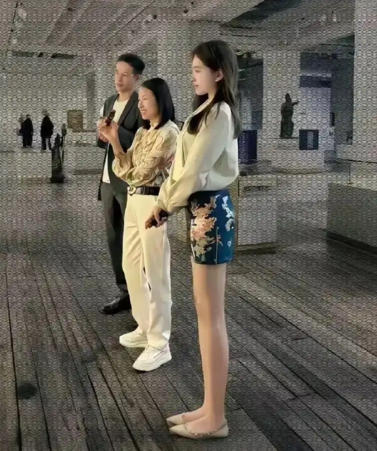 筷子腿超绝……