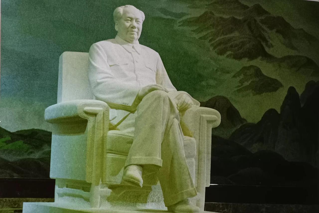 网上的这句话直接让人破防，这句话说：改革开放40年的历程，发展了国家经济，教育了
